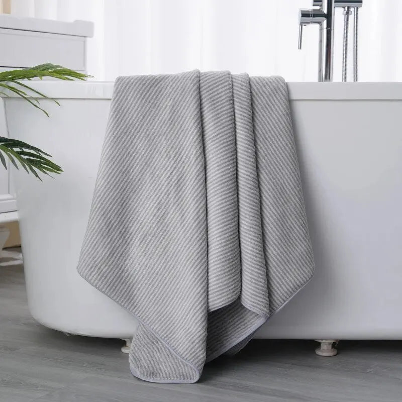 Thickened Microfiber Bath Towel - Relaxing Cozy Home